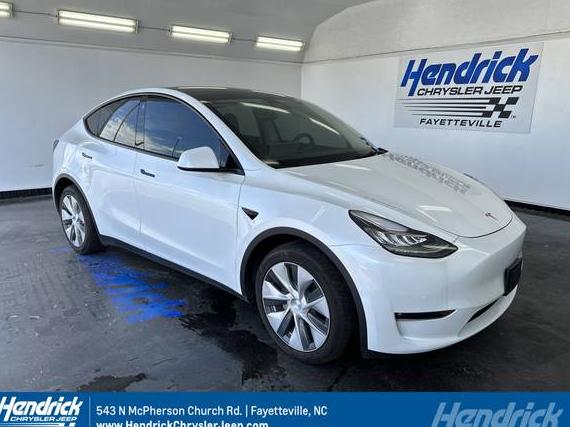 TESLA MODEL Y 2021 5YJYGDEE5MF297350 image